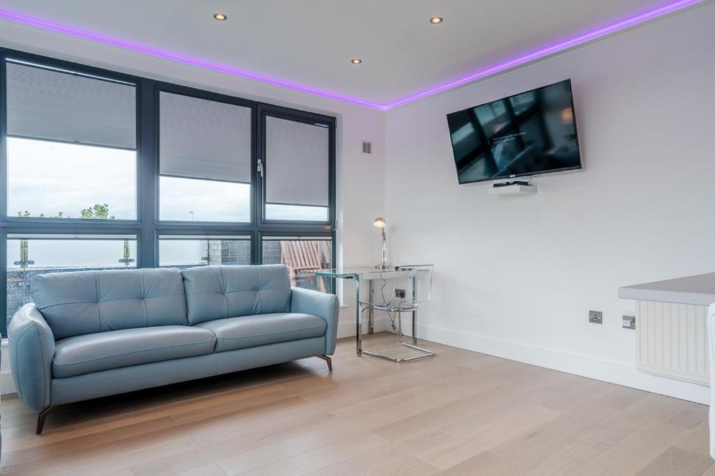 Central Penthouse With Hot Tub & Views 23 كيلتنهام المظهر الخارجي الصورة